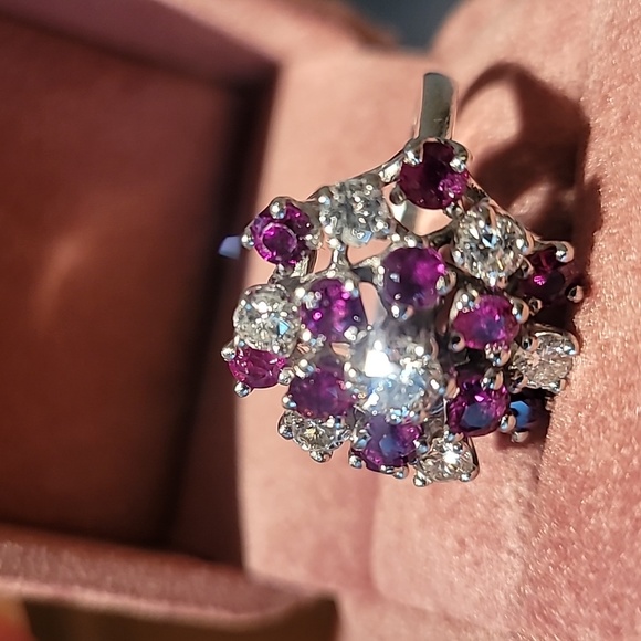 14k vintage ring with diamonds and ruby - Picture 7 of 9